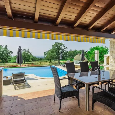 Elegant New Laura An With Private Pool In Porec Villa *