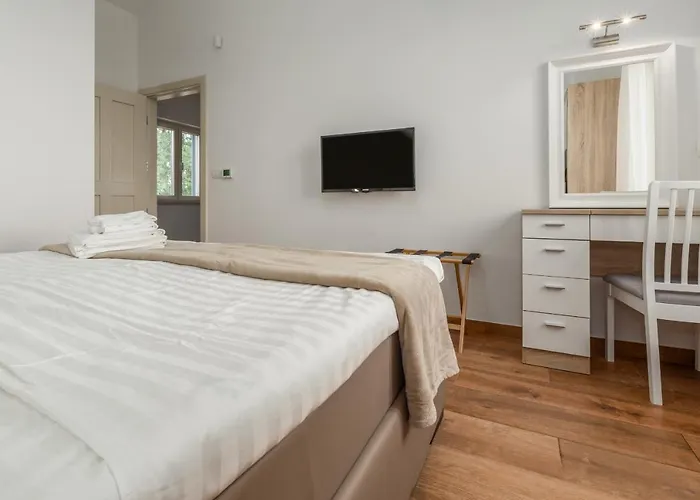 Elegant New Laura An With Private Pool In Porec Vila *