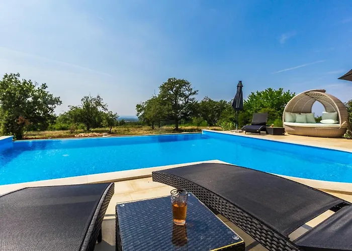 Vila Elegant New Laura An With Private Pool In Porec *